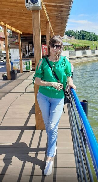  ,   Elena, 48 ,     , c 