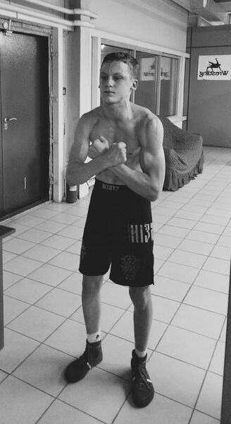  -,   , 19 ,     