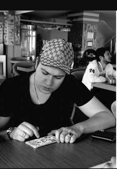  ,   David, 39 ,   