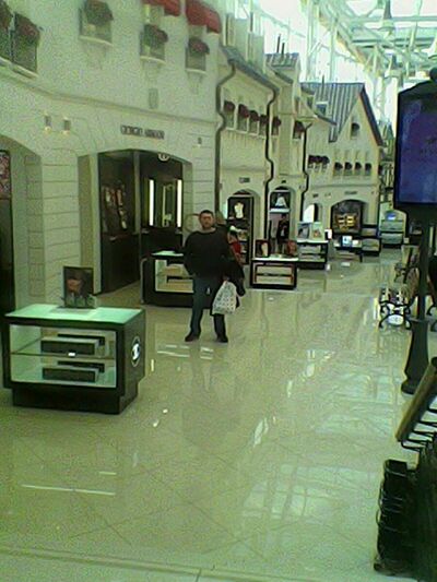  ,   Aleks, 48 ,   ,   