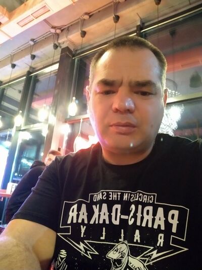  ,   Titan, 39 ,   ,   