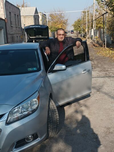  ,   Erik, 51 ,   ,   