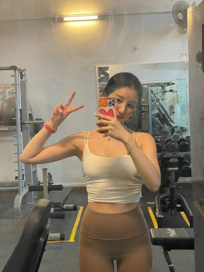  ,   Winnie, 35 ,   ,   , c 