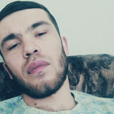  ,   Amir, 25 ,   ,   