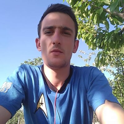  ,   Oleksandr, 32 ,   ,   