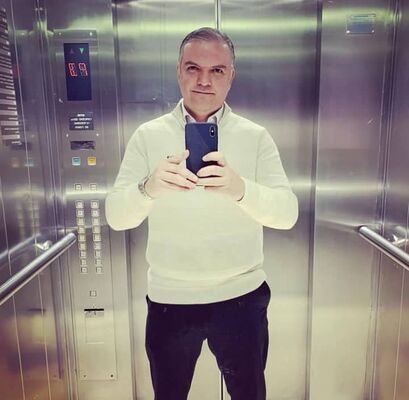  -,   Alexander, 58 ,     , c 