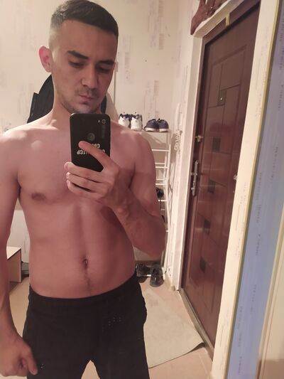  ,   Suhan, 26 ,  