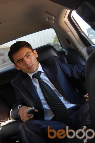  ,   Farxod, 40 ,  