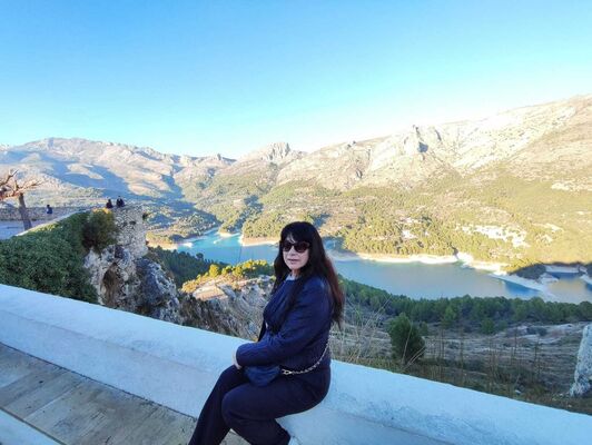  ,   Irina, 65 ,   c 