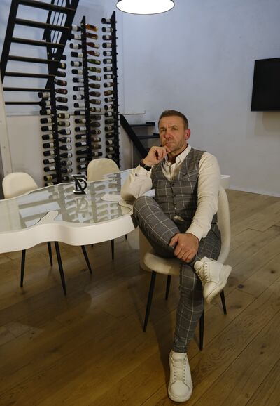  Antibes,   Dorin, 42 ,   ,   