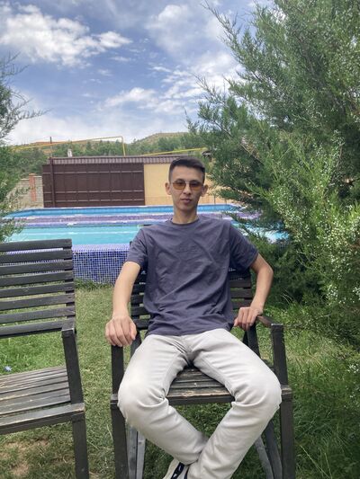  ,   Ruslan, 25 ,   ,   