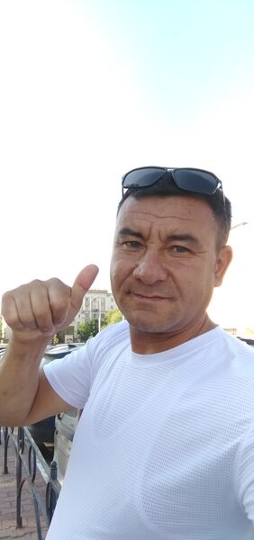  ,   Abror, 43 ,   c 