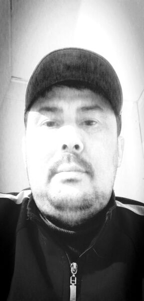  ,   Dauren, 44 ,   ,   , c 