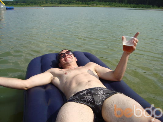  ,   Alex, 38 ,   