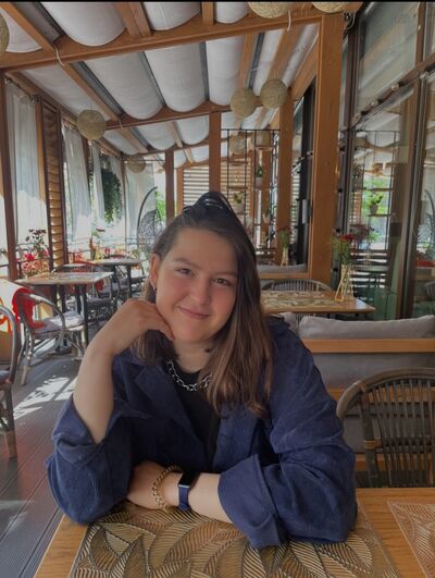  -,   , 23 ,     , c 
