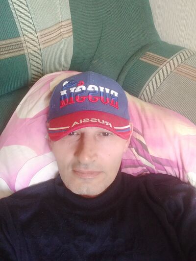   ,   Azat, 48 ,  