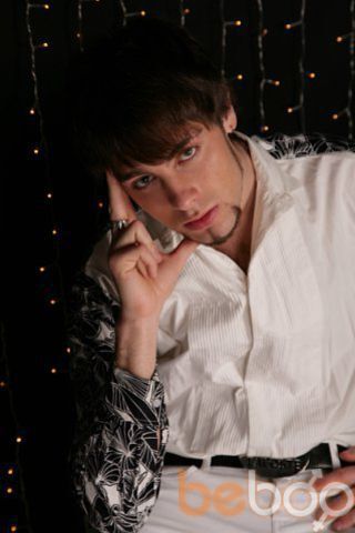  ,   Enzo, 37 ,   ,   , c , 