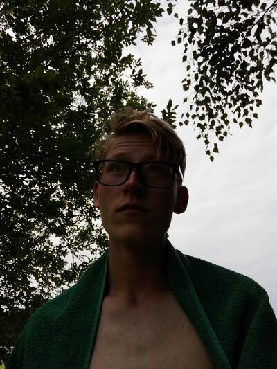  ,   Oleksii, 27 ,   ,   , c 