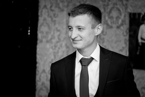  ,   IoneL, 29 ,   ,   , c 