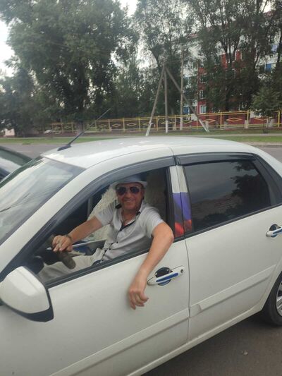  ,   Gogo, 52 ,   ,   