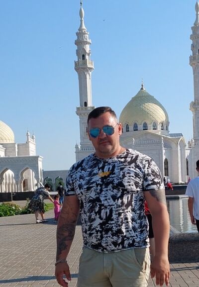   ,   Lenar, 39 ,   ,   