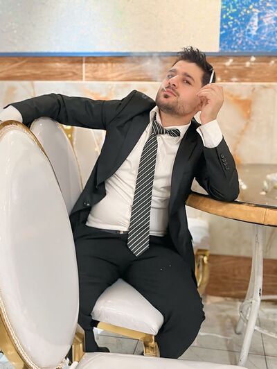  Sherman Oaks,   Hossein, 34 ,   ,   