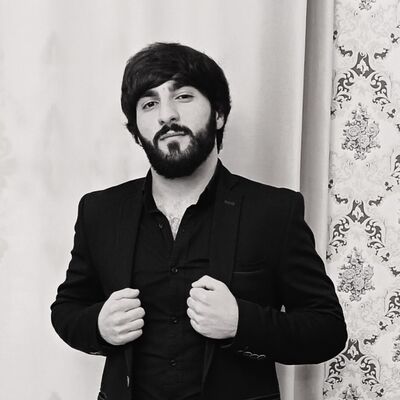  ,   Serge, 25 ,   ,   