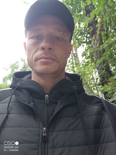  ,   Nikolay, 33 ,   ,   