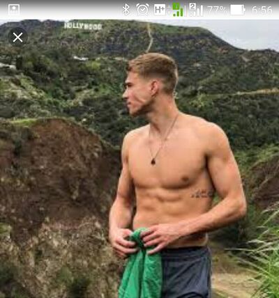  -,   Nik, 37 ,   