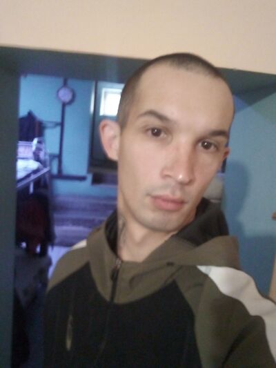  ,   Valera, 32 ,   ,   , c , 