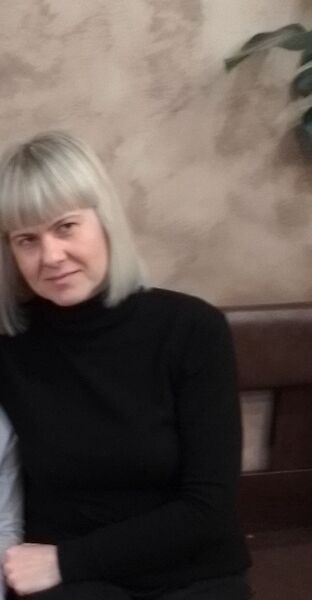  ,   Luna, 38 ,   c 