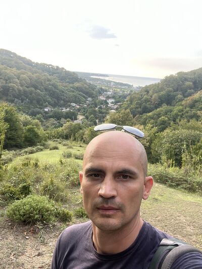  -,   , 44 ,  
