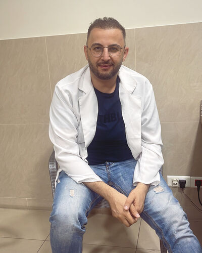  Al `Ayn,   , 37 ,   ,   , c 
