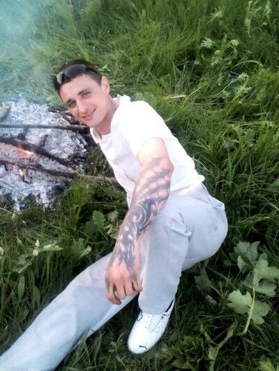  ,   Petr, 38 ,   
