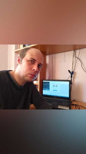  ,   Artem, 32 ,   ,   