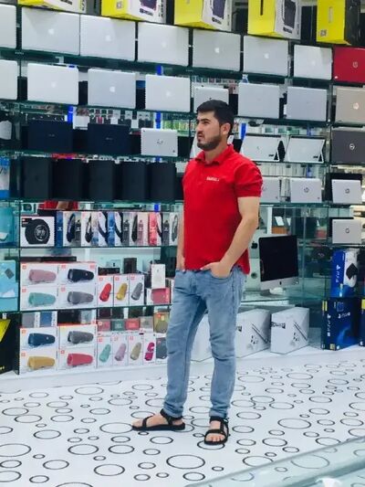  ,   Omar, 43 ,   ,   