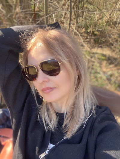  ,   LADY WINTER, 48 ,     , c 