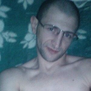  15715289  Anonime, 37 ,    