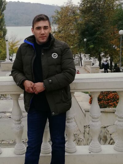  ,   Grigore, 32 ,   ,   , c 