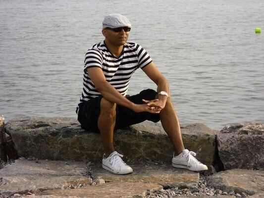  -,   Raj, 44 ,   ,   , c 