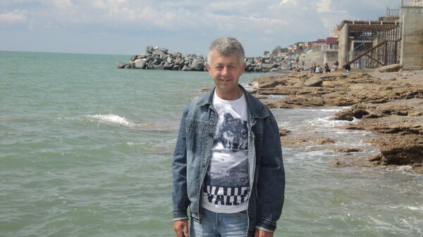  ,   Igor, 56 ,     , c 