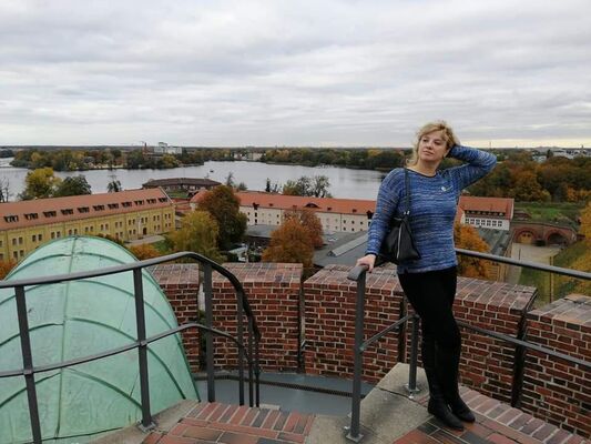  ,   Yulia, 42 ,   ,   , c 