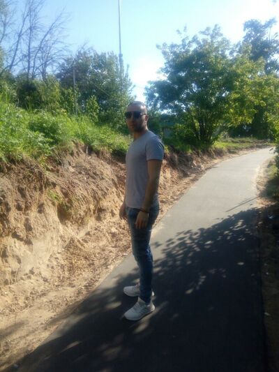  ,   Amir, 61 ,   ,   , c 