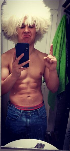  ,   Artem, 26 ,   ,   