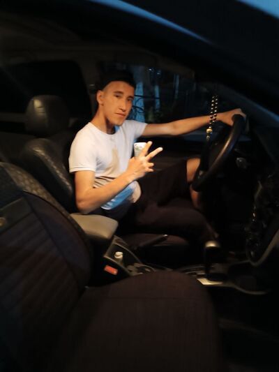  -,   Amir, 19 ,   ,   