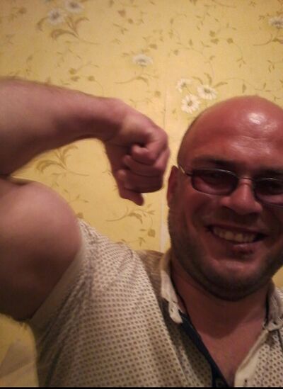  ,   Leonid, 43 ,   