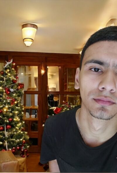  ,   Zafar, 24 ,   ,   