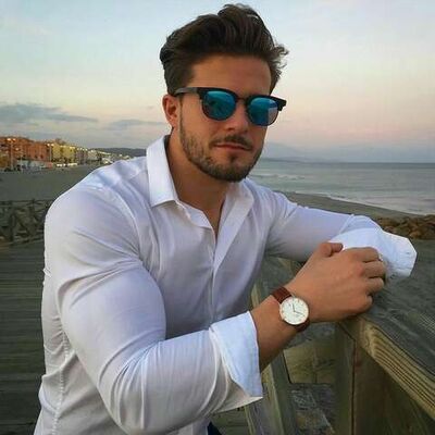  ,   Mihail, 25 ,   ,   