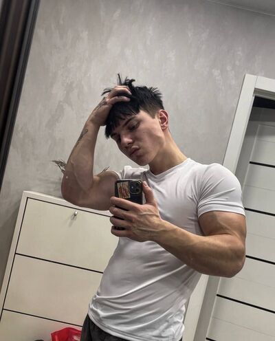  ,   Pavel, 28 ,   ,   , c 