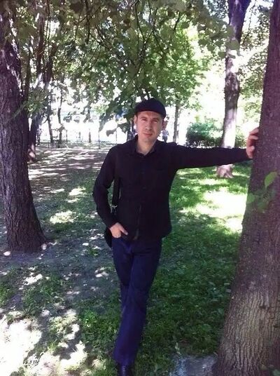  ,   Munir, 40 ,   ,   , c , 